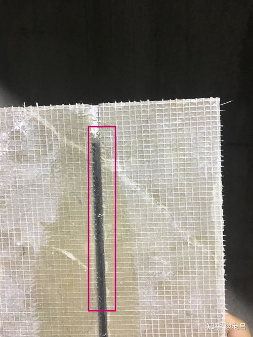 大理石发过来都是裂了再粘胶,这正常吗 虽然是楼梯的站板不受力,但至少有一半是裂的
